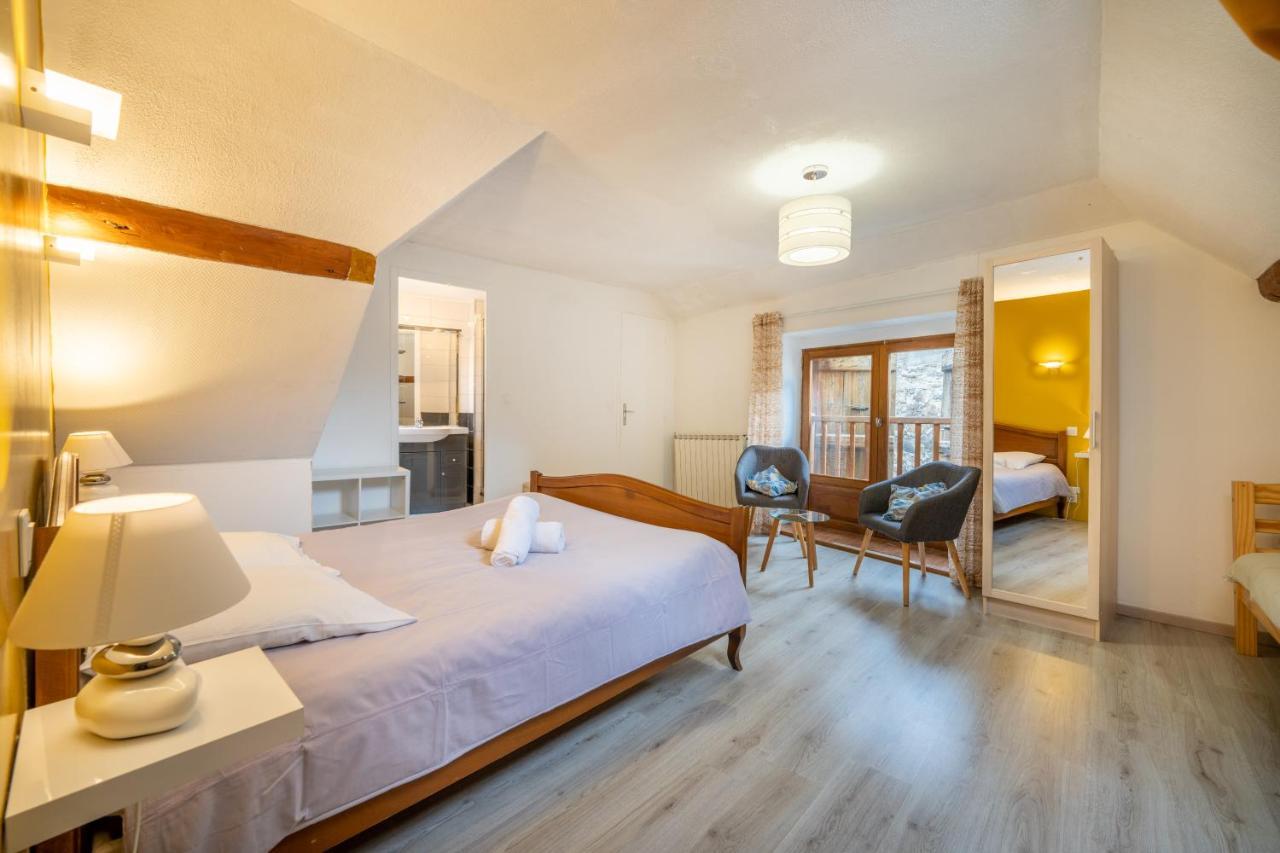 Hotel La Bergerie Azet Esterno foto