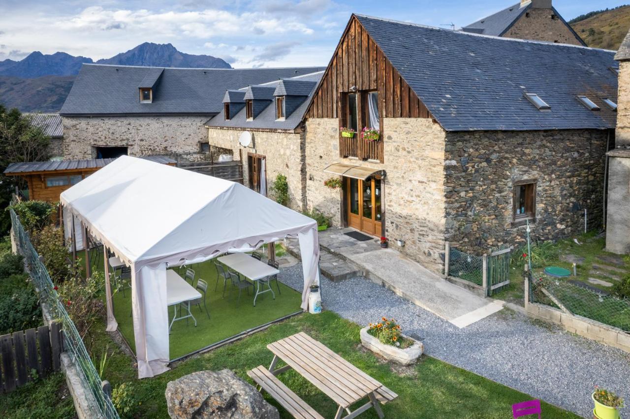 Hotel La Bergerie Azet Esterno foto