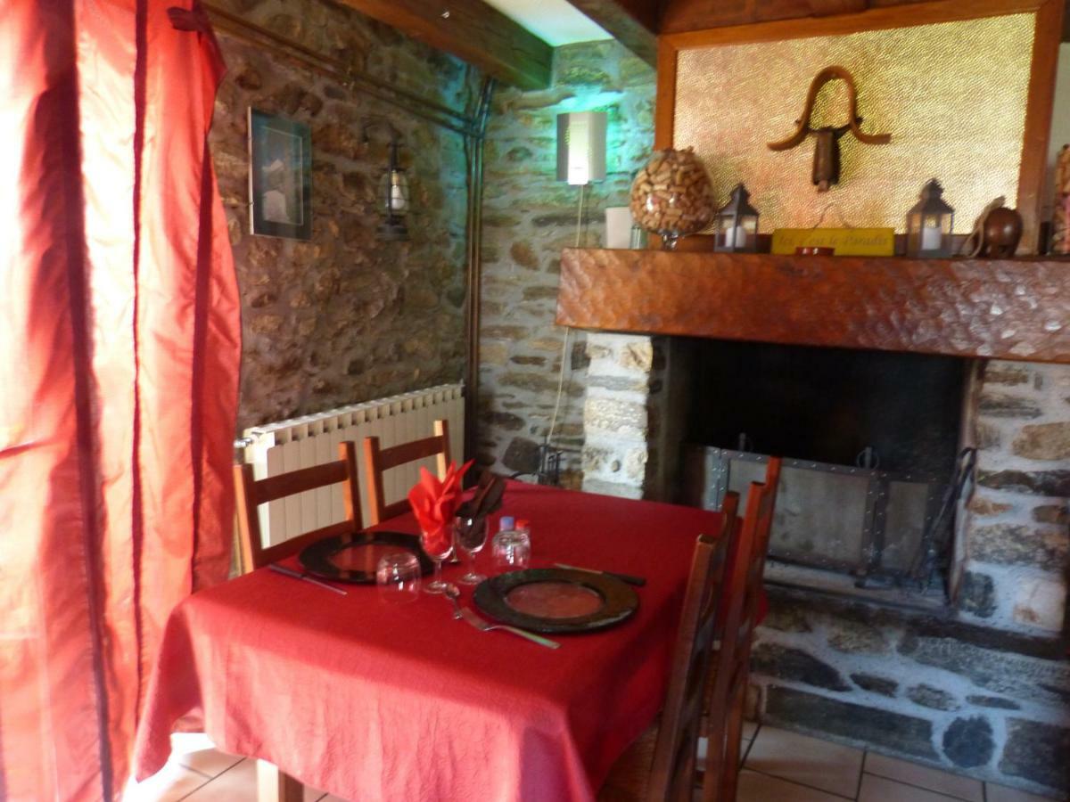 Hotel La Bergerie Azet Esterno foto