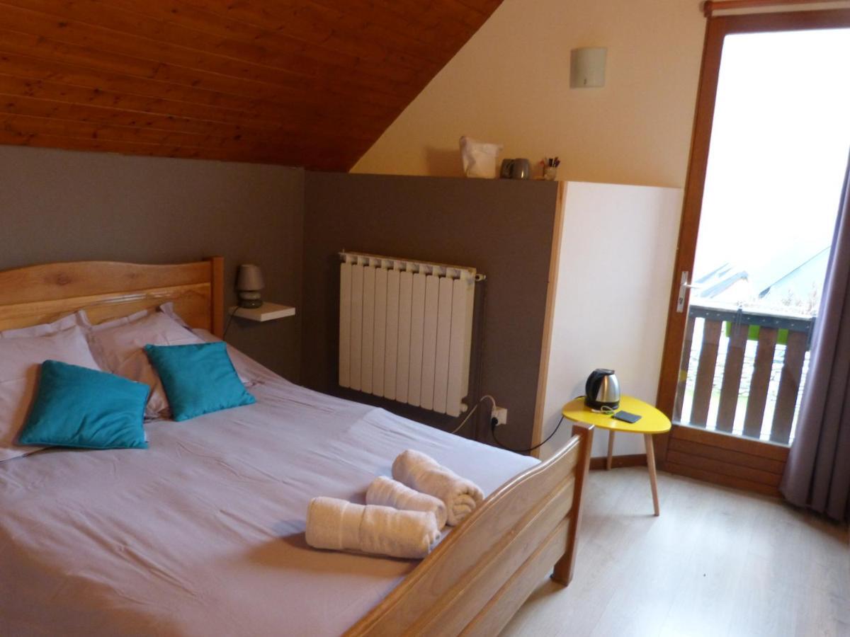 Hotel La Bergerie Azet Esterno foto